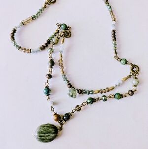 Natural Jasper And Crystal Necklace